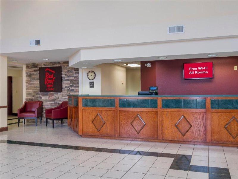 Red Roof Inn & Suites Newnan Exterior photo