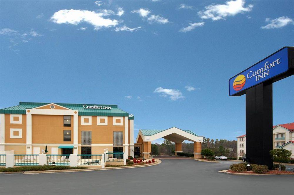 Red Roof Inn & Suites Newnan Exterior photo